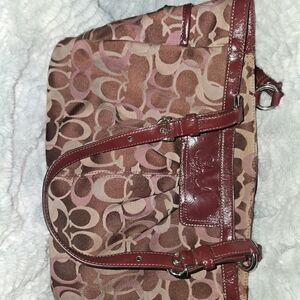 Coach Signature Shoulder Bag in Red and Brown